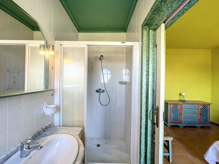 Image No.30-3 Bed Villa for sale