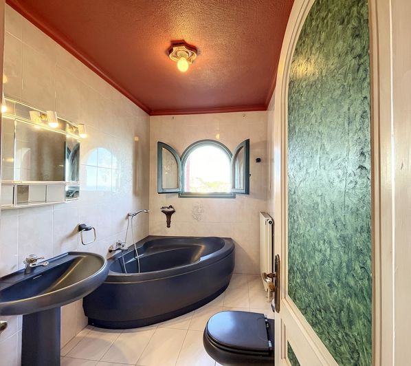 Image No.38-3 Bed Villa for sale