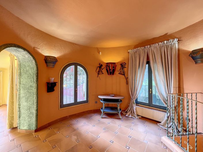 Image No.42-3 Bed Villa for sale