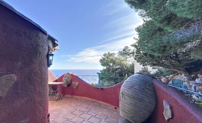 Image No.49-3 Bed Villa for sale