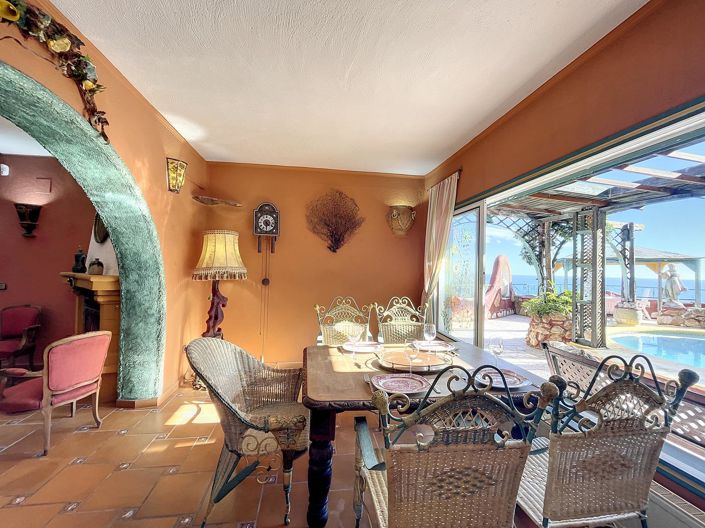 Image No.5-3 Bed Villa for sale