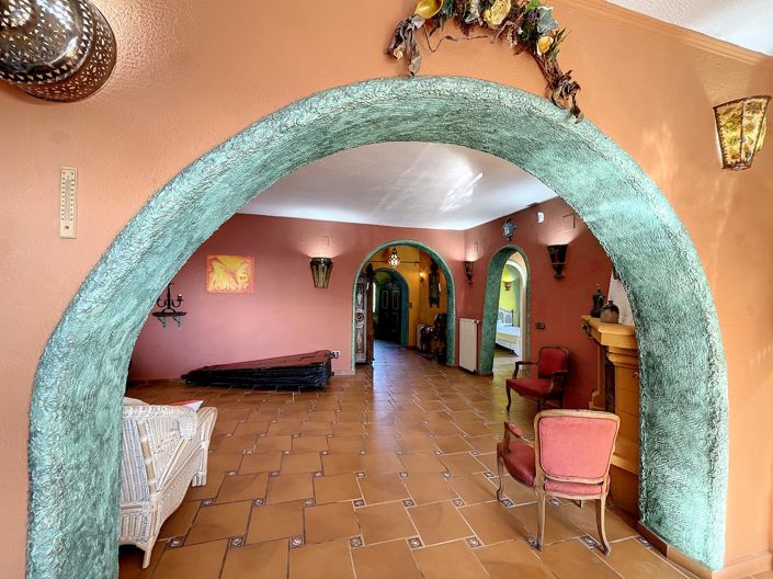 Image No.6-3 Bed Villa for sale