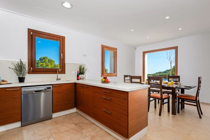 Image No.15-4 Bed Finca for sale