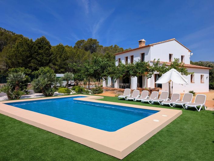 Image No.2-4 Bed Finca for sale