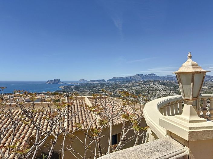 Image No.1-3 Bed Villa for sale