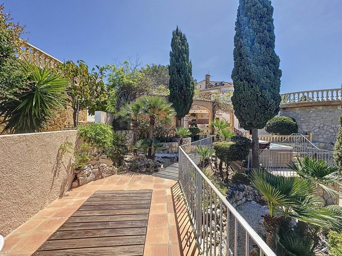 Image No.31-3 Bed Villa for sale