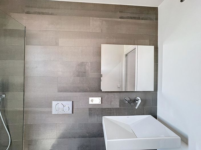 Image No.30-3 Bed Villa for sale