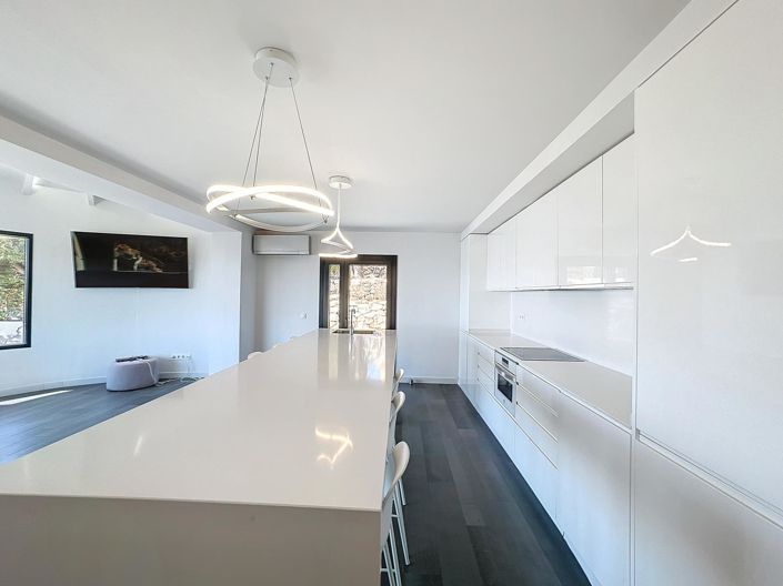 Image No.5-3 Bed Villa for sale