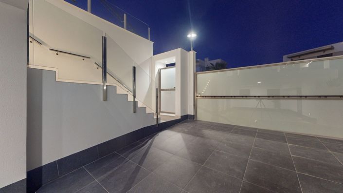 Image No.17-3 Bed Villa for sale