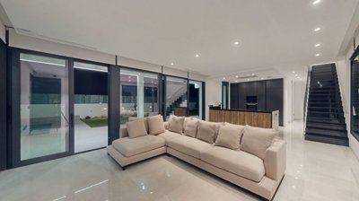 o1jltuve24k60sq31ea9id3gnp2v