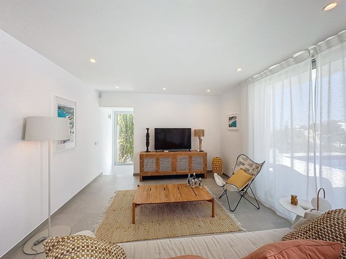 Image No.13-4 Bed Villa for sale