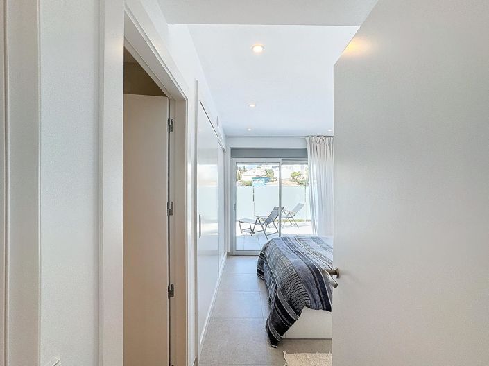 Image No.26-4 Bed Villa for sale