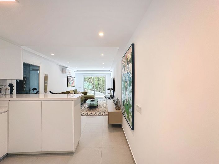 Image No.36-4 Bed Villa for sale