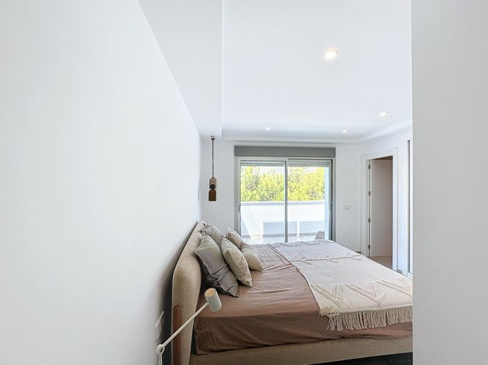 Image No.38-4 Bed Villa for sale