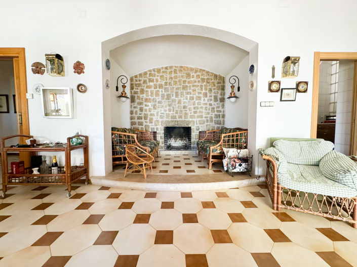 Image No.20-6 Bed Villa for sale