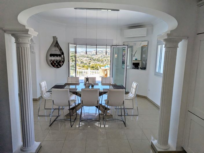 Image No.17-4 Bed Villa for sale