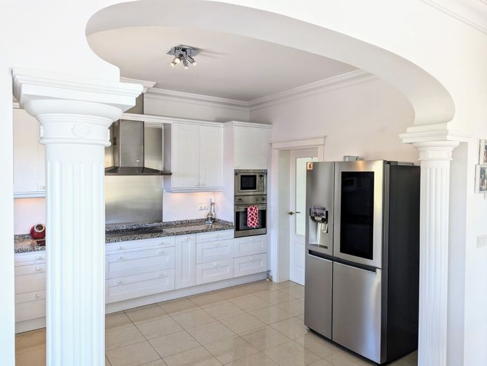 Image No.19-4 Bed Villa for sale