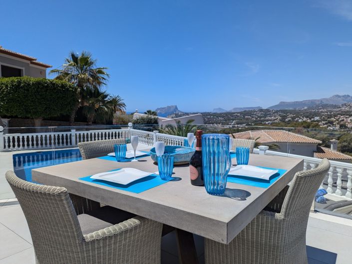 Image No.2-4 Bed Villa for sale