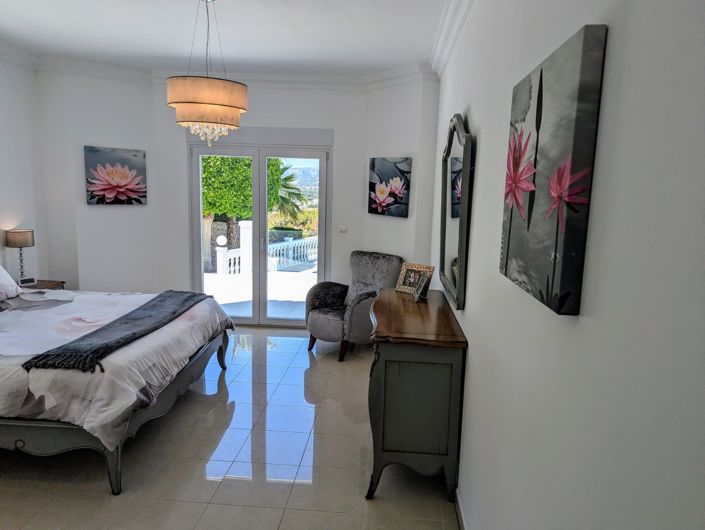 Image No.24-4 Bed Villa for sale