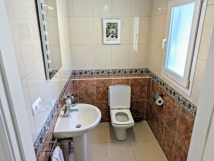 Image No.9-4 Bed Villa for sale