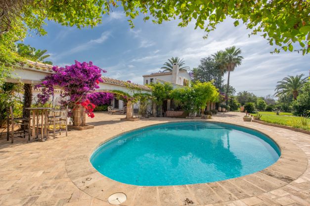 Image No.1-Villa de 6 chambres à vendre à Javea