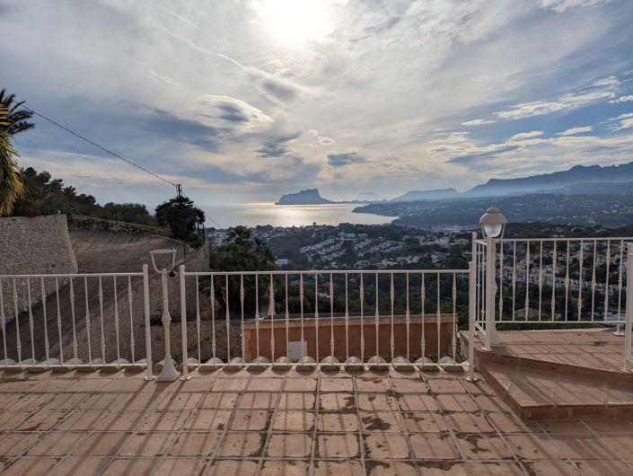 Image No.7-Villa for sale