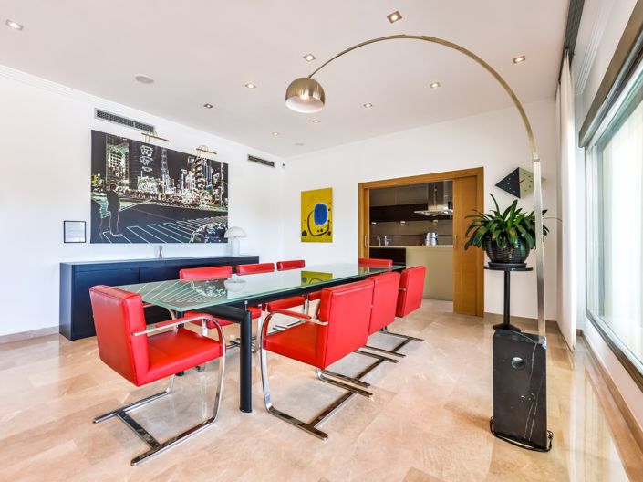 Image No.11-5 Bed Villa for sale