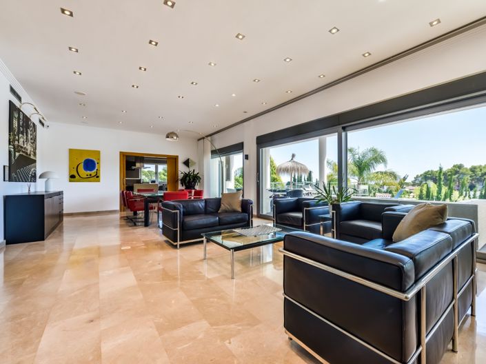 Image No.8-5 Bed Villa for sale