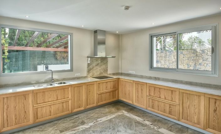 Image No.13-3 Bed Villa for sale