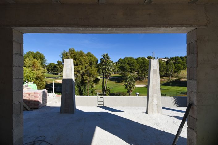 Image No.8-4 Bed Villa for sale