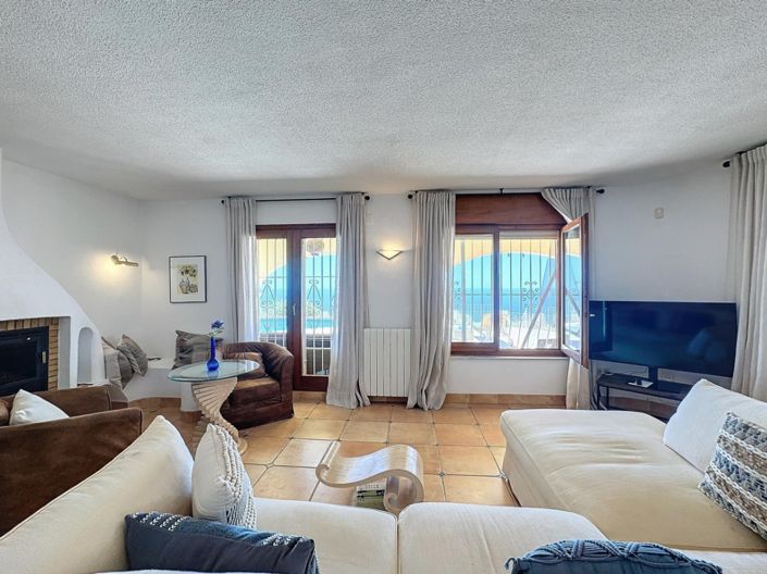 Image No.15-3 Bed Villa for sale