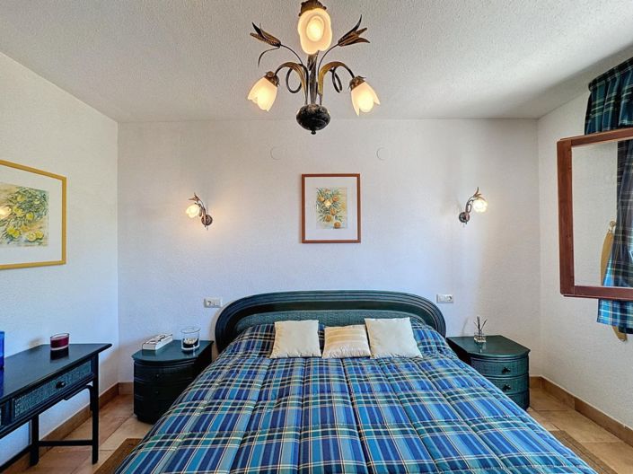 Image No.26-3 Bed Villa for sale