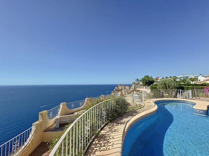 Image No.29-3 Bed Villa for sale