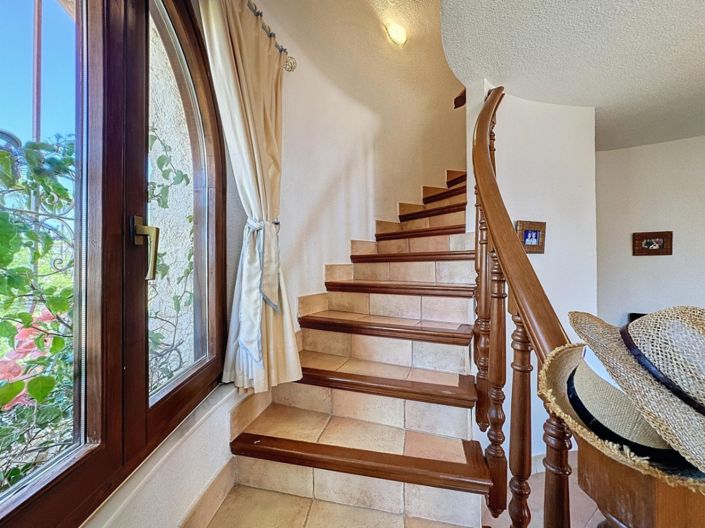 Image No.30-3 Bed Villa for sale