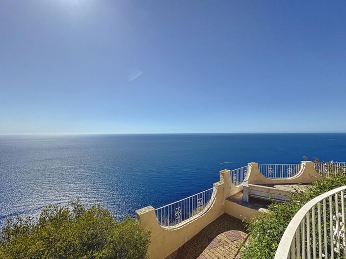 Image No.1-3 Bed Villa for sale