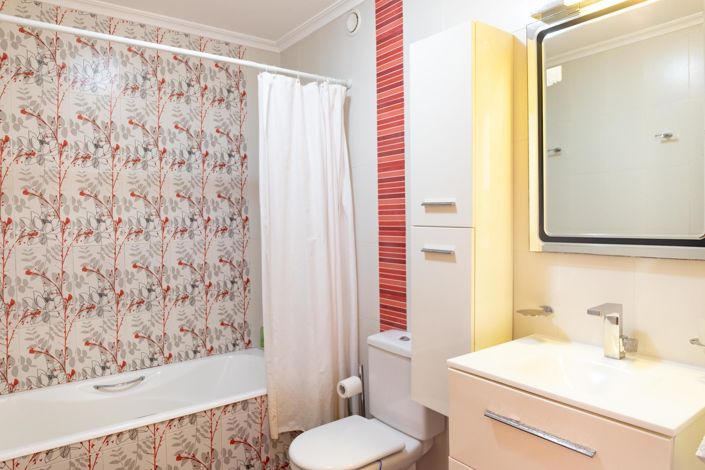 Image No.10-3 Bed Villa for sale