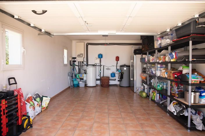 Image No.17-3 Bed Villa for sale