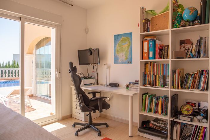 Image No.34-3 Bed Villa for sale