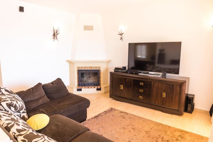 Image No.7-3 Bed Villa for sale