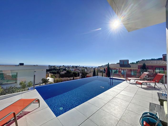 Image No.42-4 Bed Villa for sale