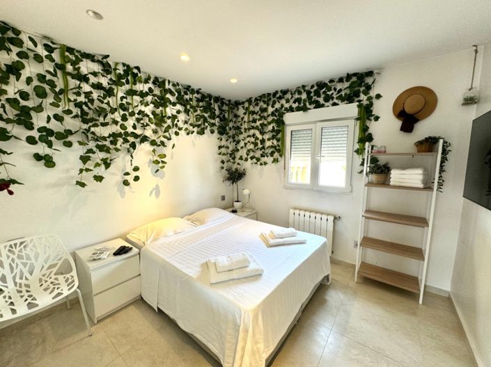 Image No.12-5 Bed Villa for sale