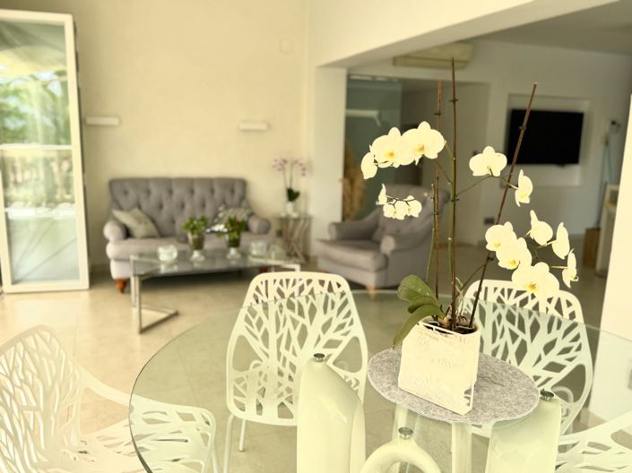 Image No.5-5 Bed Villa for sale