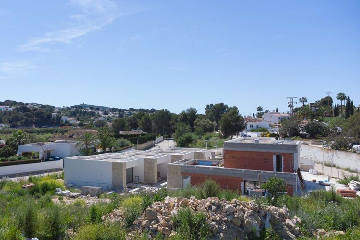 Image No.1-4 Bed Villa for sale