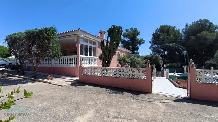 Image No.3-4 Bed Villa for sale