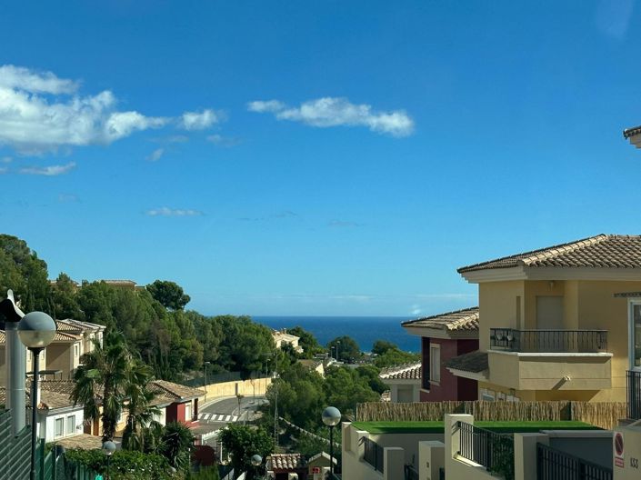 Image No.1-3 Bed Villa for sale