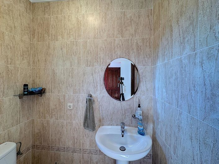 Image No.15-2 Bed Villa for sale