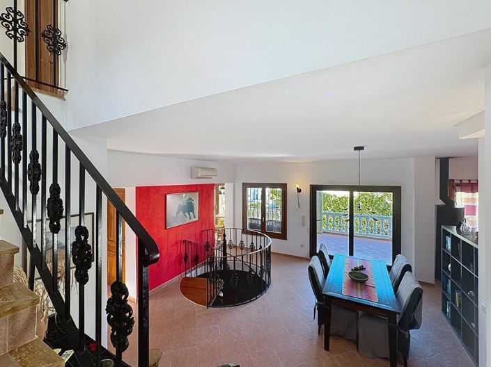 Image No.17-2 Bed Villa for sale