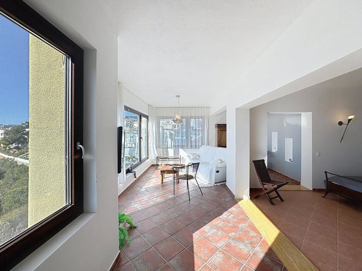 Image No.19-2 Bed Villa for sale