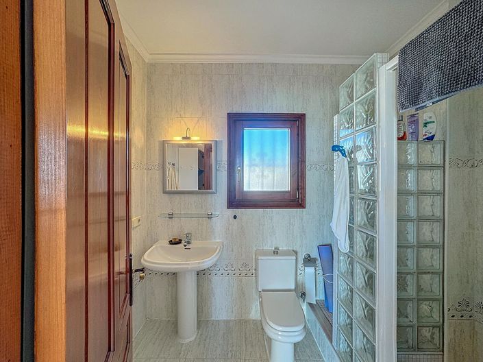 Image No.22-2 Bed Villa for sale