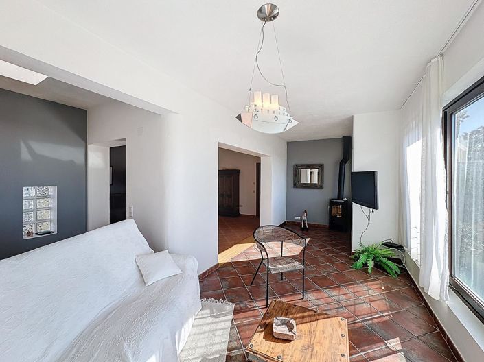 Image No.26-2 Bed Villa for sale